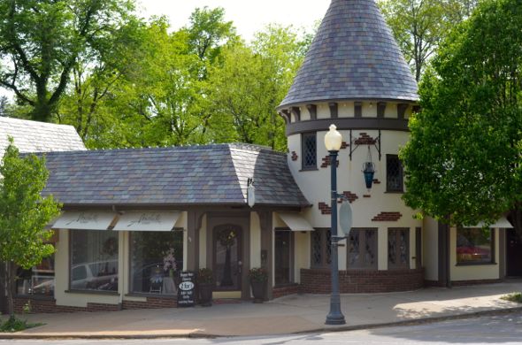 The shops at State Line Road and 50th Street contribute to the architecture for the Westwood Hills historic district application.