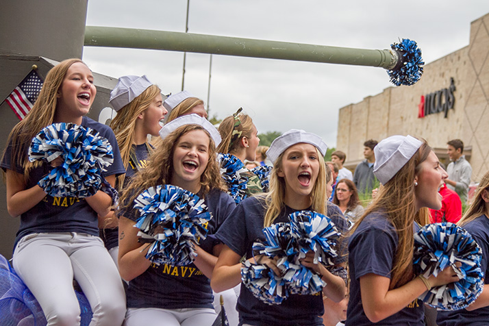 SM East's cheerleaders had a military theme to their float.