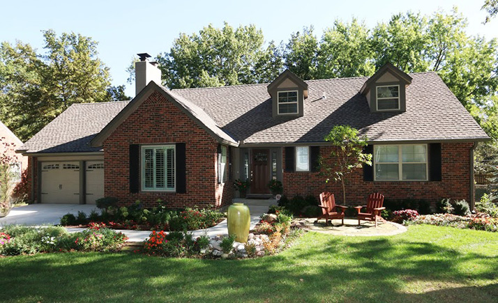 Leawood's high home values and low crime rates made it the best place to live in Kansas, according to HomeSnacks.