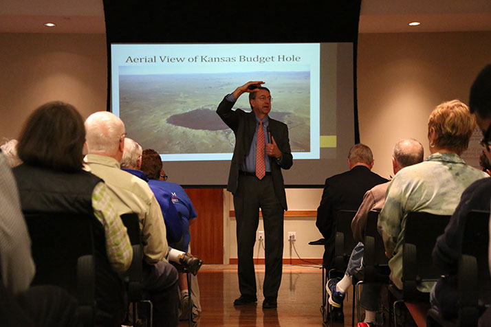 Kansas Center for Economic Growth Senior Fellow Duane Goossen will be part of a panel discussion on taxes and faith in Prairie Village Thursday.