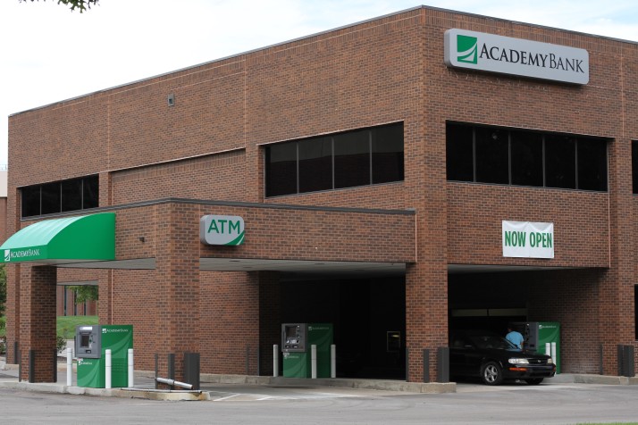 A ribbon-cutting ceremony for the new Academy Bank branch in Fairway is scheduled for Sept. 21.