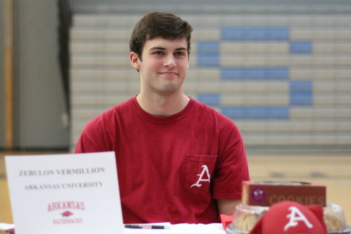 Zebulon Vermillion thinks Fayetteville, Ark., is a perfect distance away from home. He'll play baseball at Arkansas.