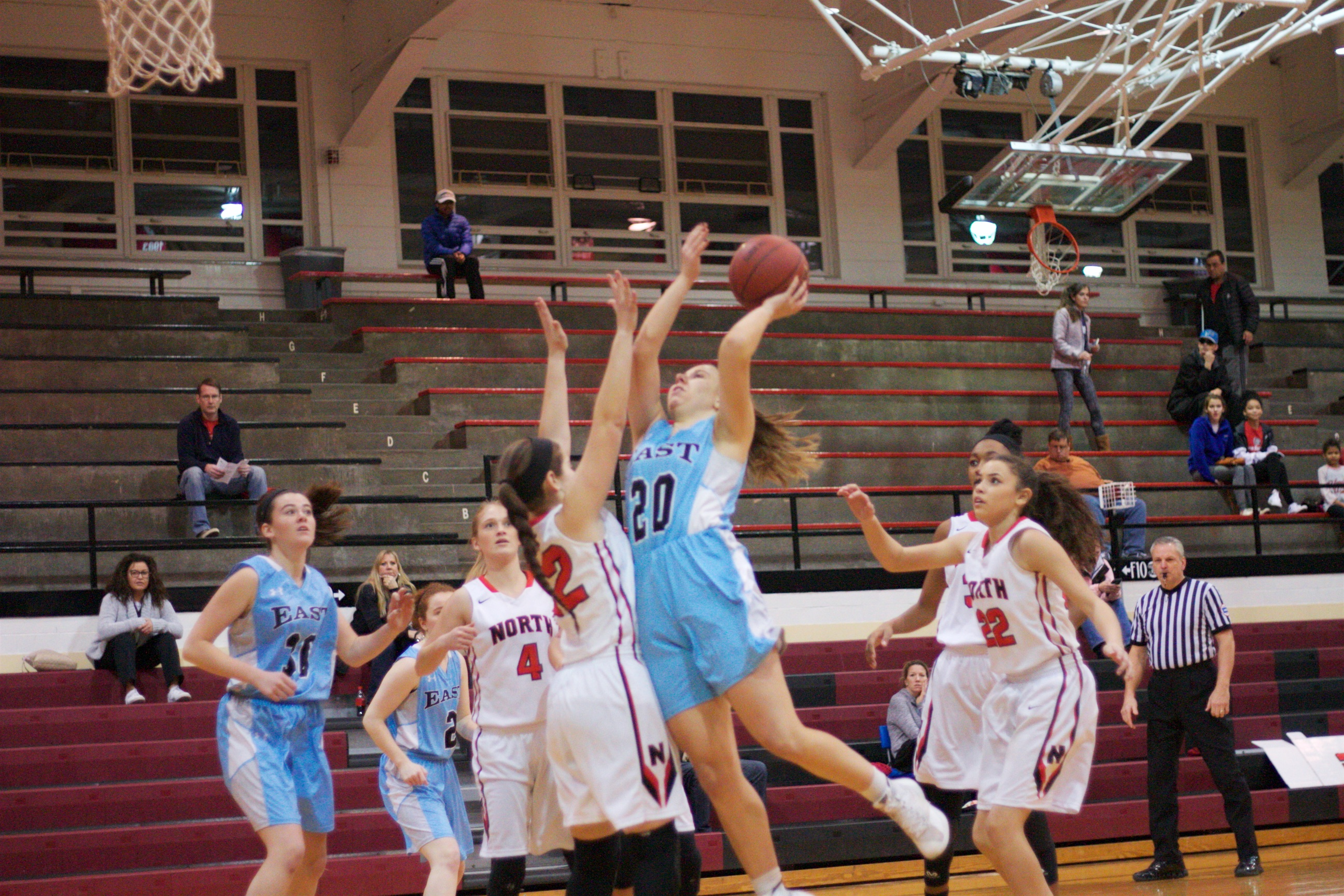 Jordan Yowell scored 14 points for the Lancers in their win against Barstow.