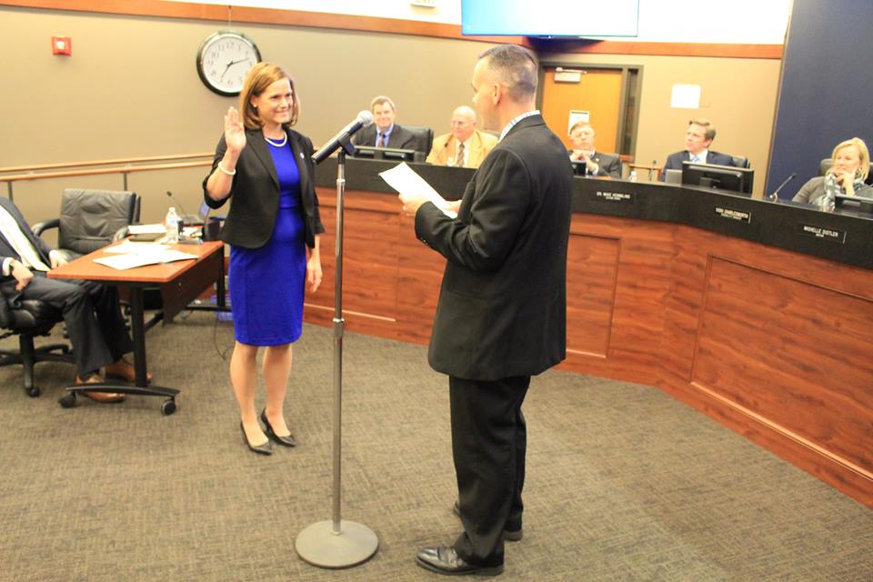 Ward 4 Councilwoman Lindsey Constance taking the oath of office. Photo courtesy city of Shawnee.