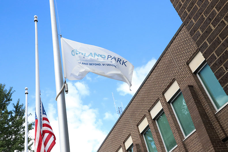 Overland Park is changing how it pays city employees. Here's how.